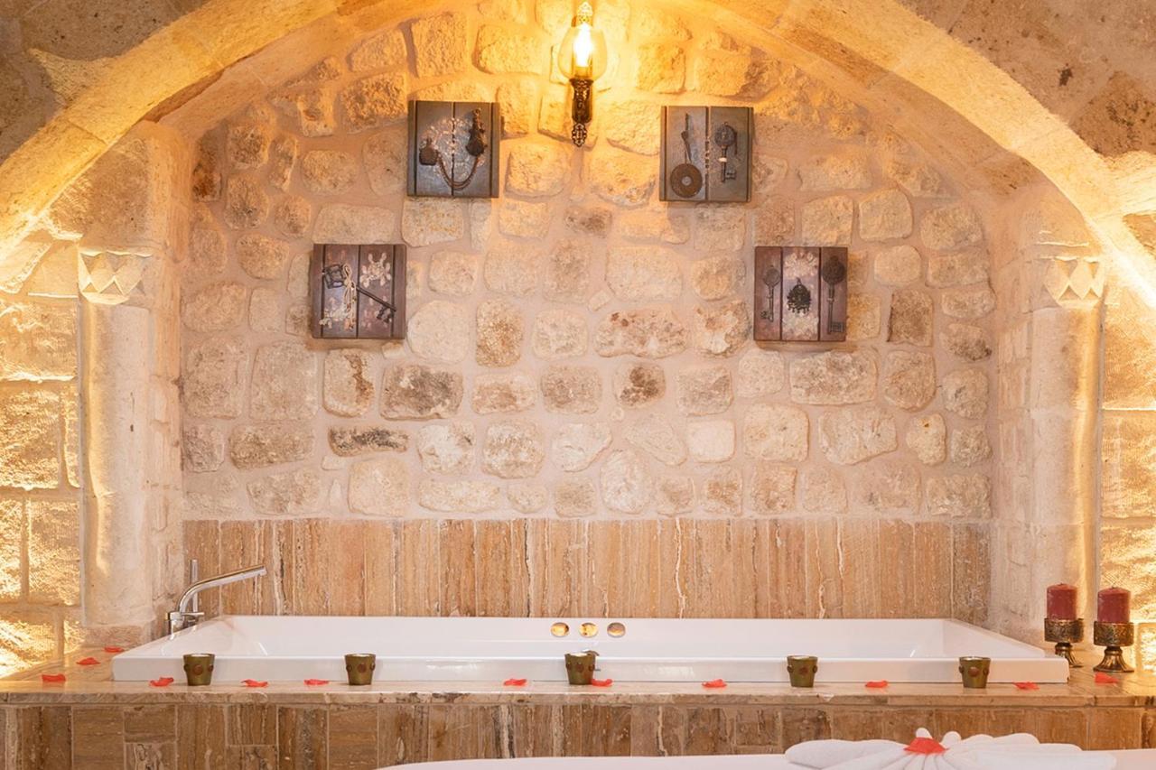 Elysion Cave Suites Ürgüp Bagian luar foto