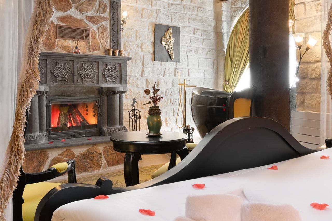 Elysion Cave Suites Ürgüp Bagian luar foto