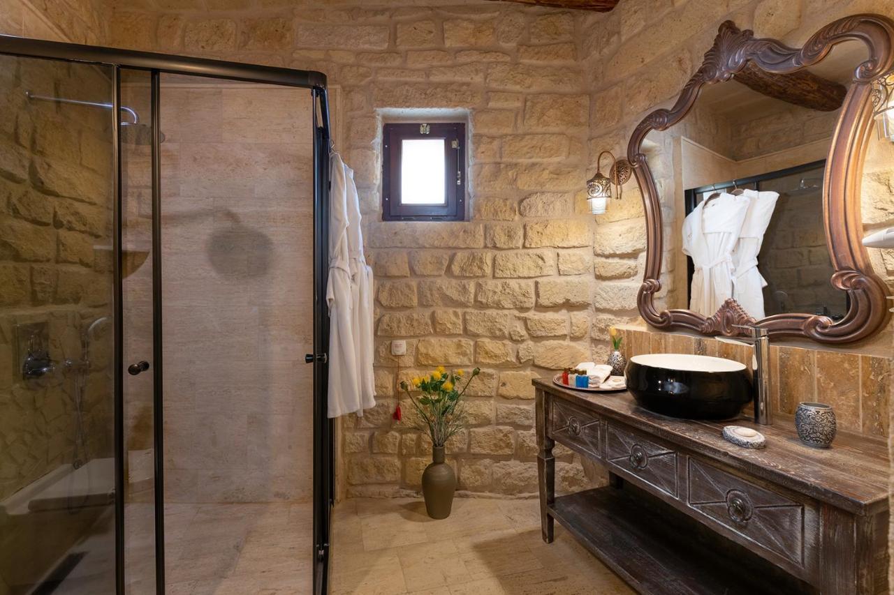 Elysion Cave Suites Ürgüp Bagian luar foto