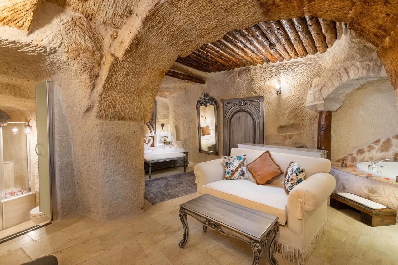Elysion Cave Suites Ürgüp Bagian luar foto