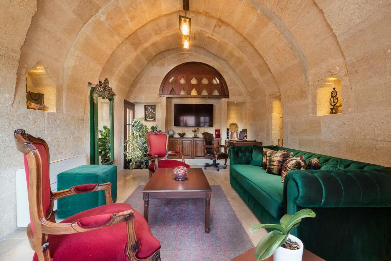 Elysion Cave Suites Ürgüp Bagian luar foto