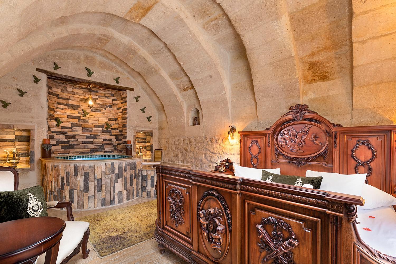 Elysion Cave Suites Ürgüp Bagian luar foto