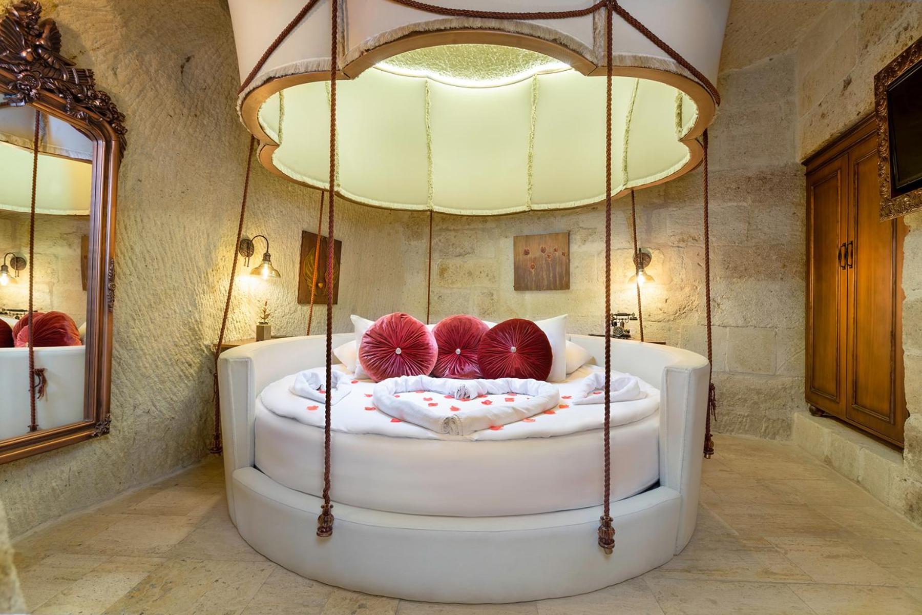 Elysion Cave Suites Ürgüp Bagian luar foto